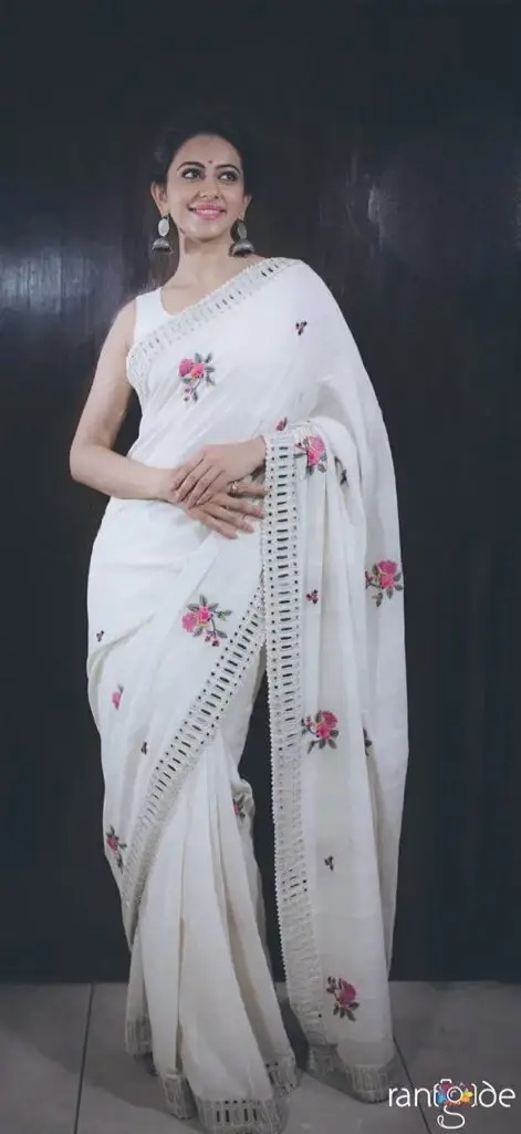 SOUTH INDIAN ACTRESS RAKUL PREET SINGH IN WHITE SAREE 3